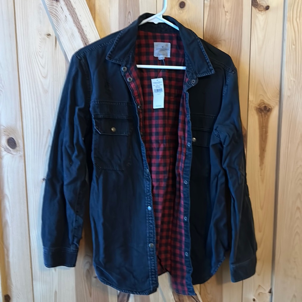 Women's AE Jean/flannel button-up. Distressed, plaid inside, size small.